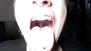 Closeup Mouth Tour Pierced Lips Tongue