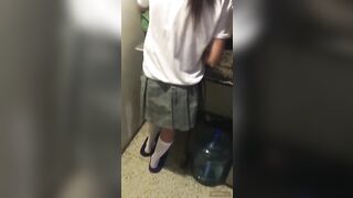 Latina School Girl Takes Dick at Home! I Fucked Virgin Hot Teen while She’s Washing the Dishes!