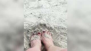 Sexy Feet/toes in the Sand