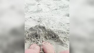 Sexy Feet/toes in the Sand