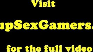 Redhead gamer girl cockriding in threeway