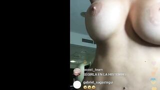 Instagram slut does live broadcast naked !!