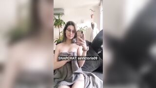 LEAKED NUDES AND MASTURBATION ON SNAPCHAT OF AMATEUR TIKTOK GIRL WITH GLASSES