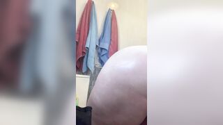 Dutch curvy slut with a big juice ass getting oiled up in Spain - Dionymph