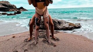 Sex on the Beach! Rolling and Taking cum in pussy