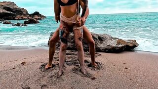 Sex on the Beach! Rolling and Taking cum in pussy