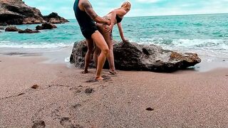 Sex on the Beach! Rolling and Taking cum in pussy