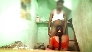 Tamil aunty cheating unkle in bathroom