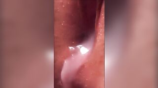 Turk Yakin cekim am surtme girme sikme. ASMR: Close up wet pussy sounds and girl moans.