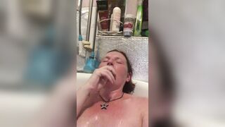 Mistress Wriggler having the most insane orgasm in the bath