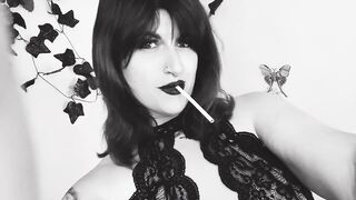 Smoking Seduction from a Goth Queen