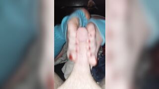 Reverse footjob cumshot