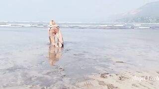 Tik Tok Horny Babe Masturbating while Strangers Run by on the Beach. Angel Fowler