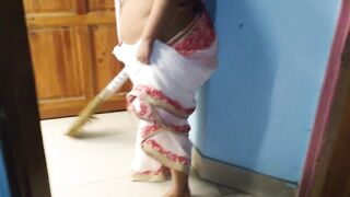 Indonesian Maid in saree hot video