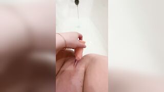 fuck myself with a toy in the bathtub