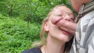 OnlyFans Teen Slut Sarah Evans Holds Cock in her Mouth as Guys P's then Blows Him. Fucking Awesome