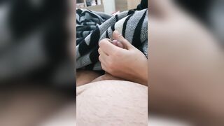 Step Mom Challenge Step Son not Cum on her Hands