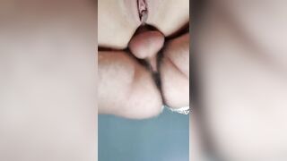 Sexo anal no sofá