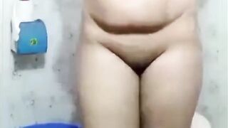 Bhabhi nangi hokar Naha Rahi bathroom mein Kar Diya mast chudai