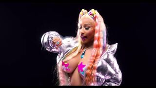 Nicki Minaj - Fap Challenge