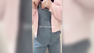 【オーバーオールが脱げずおもらし】#overalls #omorashi #peeaccident #desperation wetting #pee desperation