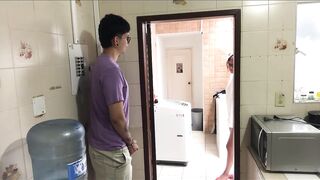 Seeing the girl from the toilet makes me want to, she takes my penis, sucks it and I fuck her