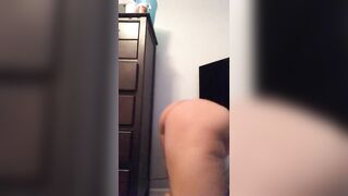 SEXY NAKED TEEN TWERKING